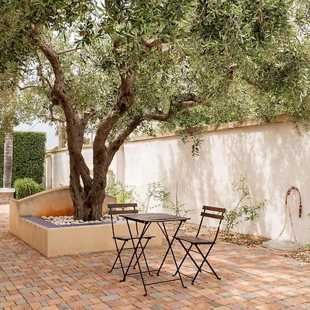 Del Tufo Villa Marsala