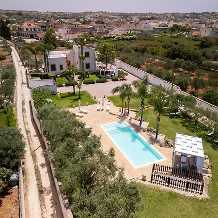 Del Tufo Villa